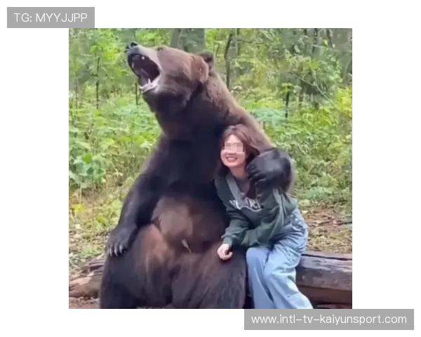 黑熊咬人酿悲剧，女子未能逃生，黑熊咬人视频是真的吗